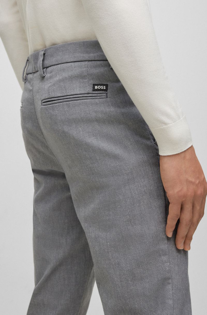 Calças Chino Slim-Fit Com Micro Padrão E Acabamento Escovado