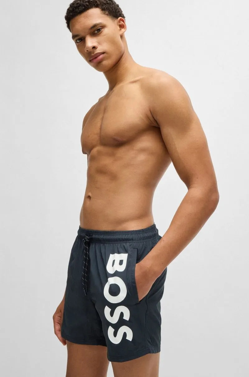 Shorts De Banho Com Logo Contrastante Em Tecido De Secagem Rápida