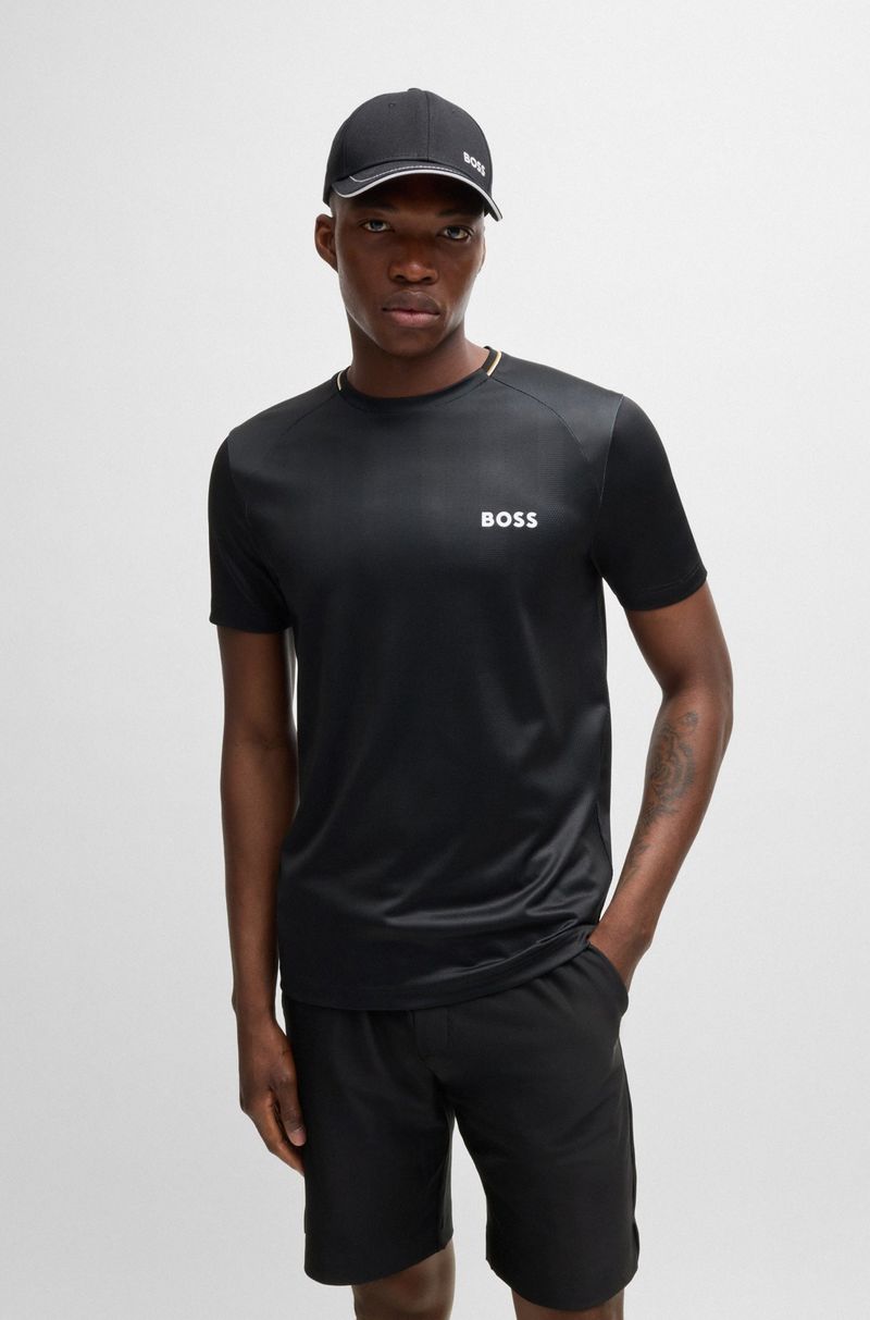 Camiseta Slim Fit Com Tecido Texturizado De Riscas