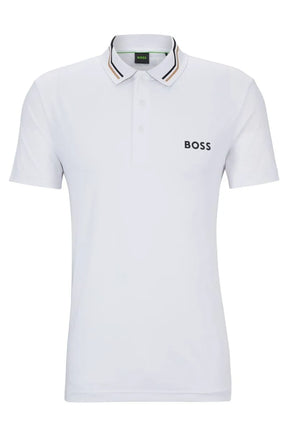 Polo Branca Com Logo Em Contraste E Listra No Colarinho