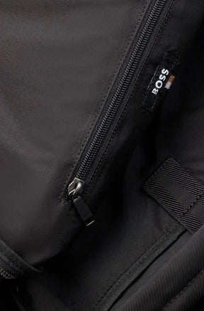 Mochila Estruturada Com Forro E Logo Em Contraste