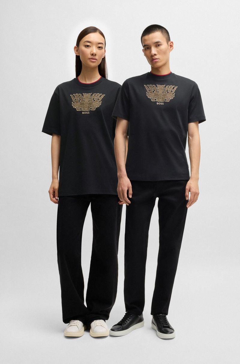 Camiseta Com Bordado Taotie